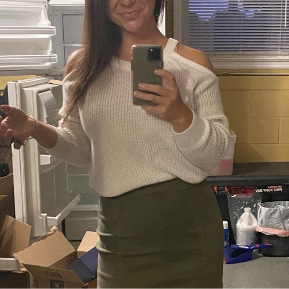 Sanctuary open shoulder sweater - Picture 11 of 11